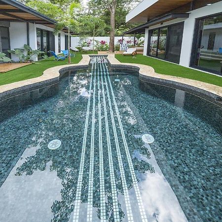 Playa Potrero - New Modern House, Pool In Guitar Shape - Casa Guitarra Villa Eksteriør billede