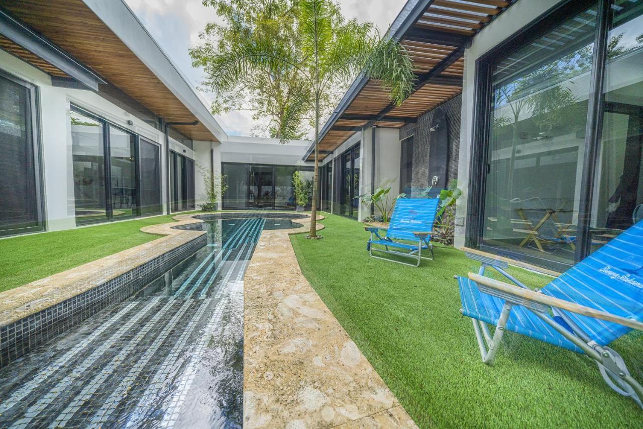 Playa Potrero - New Modern House, Pool In Guitar Shape - Casa Guitarra Villa Eksteriør billede